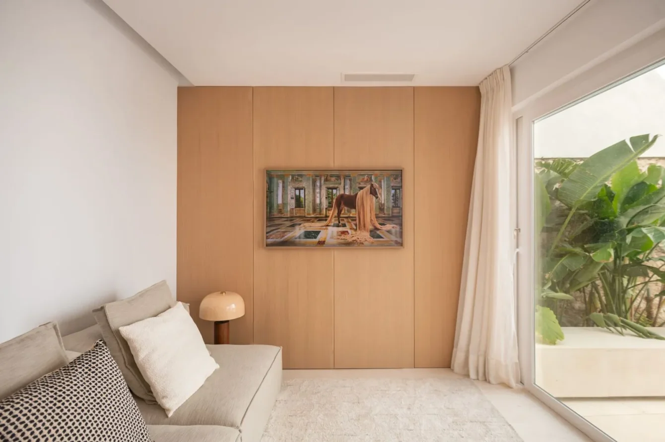 976824e118bfa2dee95d8c58b6ff9f2b8ab96dff_11zon