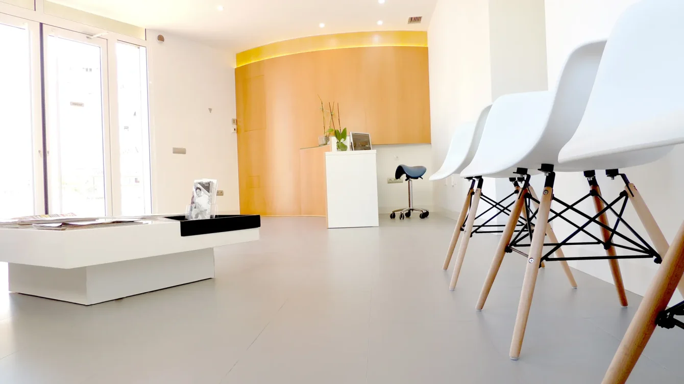 Arquitecto-Marcos-Tamagnone-Proyectos-Clinica-Pizarro-Montenegro-8_11zon